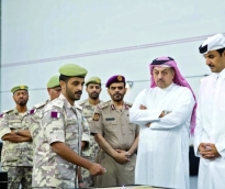                                         صاحب السمو خلال زيارته مركز البحوث والتطوير التابع لشركة برزان القابضة                                    