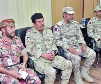                                         جانب من قيادة التمرين                                    