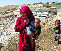 الاحتلال يجرف أراضي الفلسطينيين في الأغوار