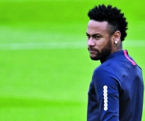 الاعب البرازيلي نيمار 