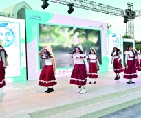 الشرق