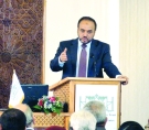 الدكتور أحمد الدبيان مدير المركز الثقافي الإسلامي في لندن