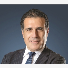 د. جونزالو كاسترو دي لاماتا