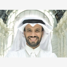  خليفة آل محمود