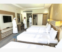 الشرق