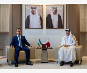 وزير الدولة لشؤون التجارة الخارجية يجتمع مع وزير الاستثمار والصناعة والتجارة الأوزبكي