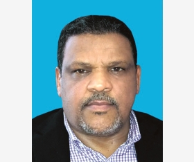 الشيخ حمد بنى الإنسان فبقي الأثر