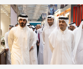 رئيس مجلس الوزراء يفتتح معرض الدوحة للمجوهرات والساعات

