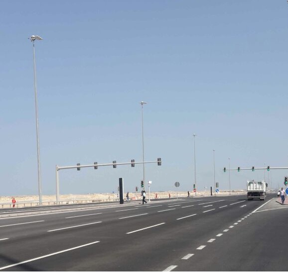 الشرق