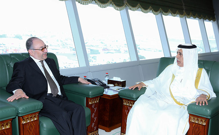 الشرق