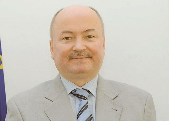 الشرق