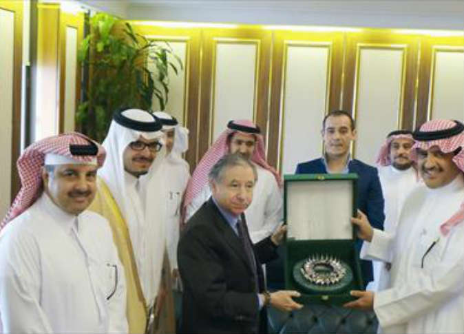 الشرق
