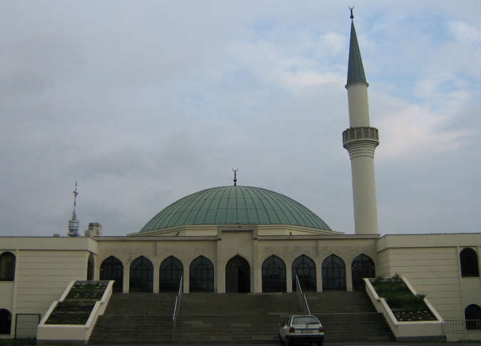 الشرق