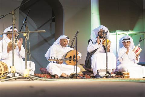 الشرق