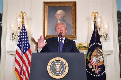                                         ترامب: أمرت بتوجيه ضربات ضد أهداف في سوريا                                    