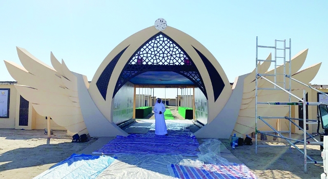 المدخل الرئيسي لموقع المهرجان