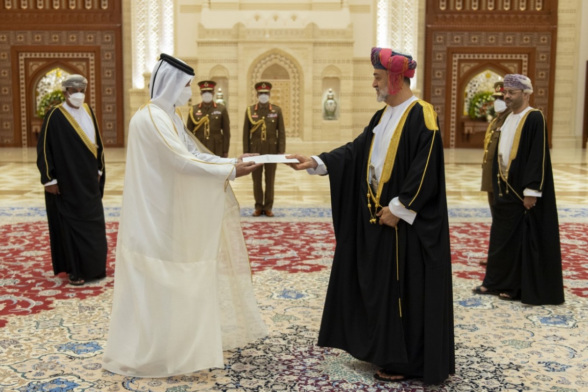 الشرق