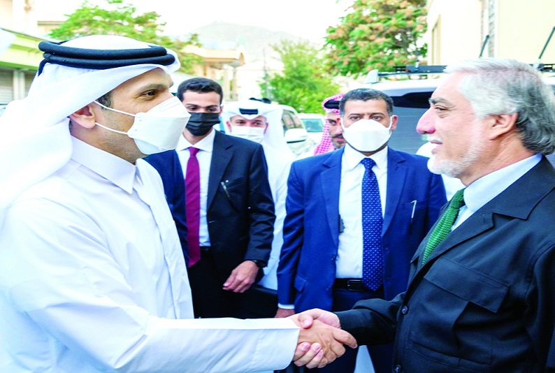 وزير الخارجية مع عبد الله عبد الله