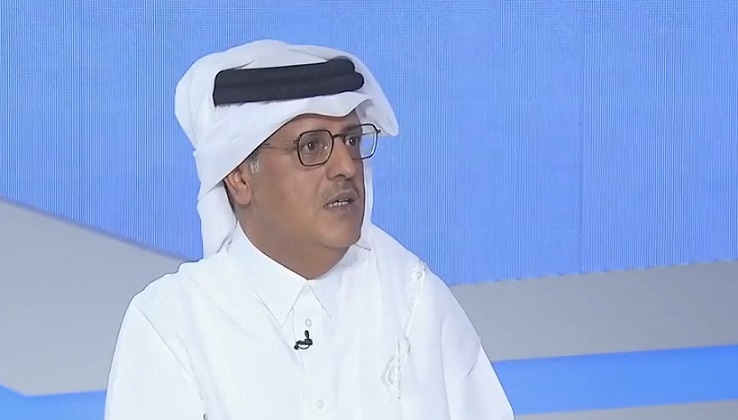 رئيس تحرير صحيفة الشرق خلال المقابلة مع تلفزيون قطر