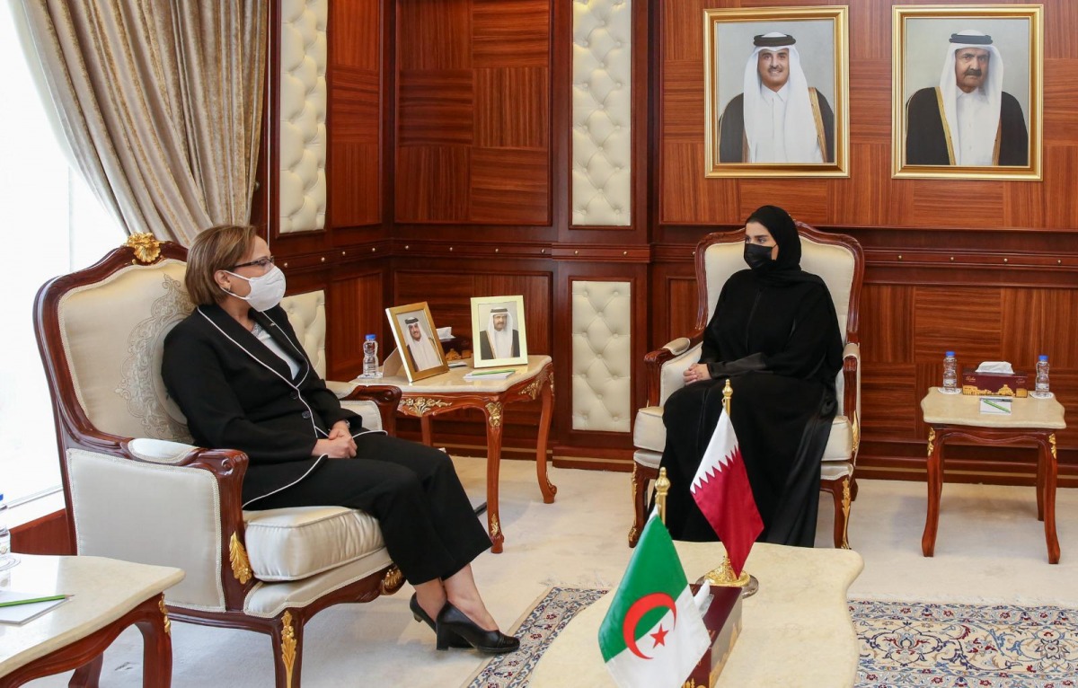 الشرق