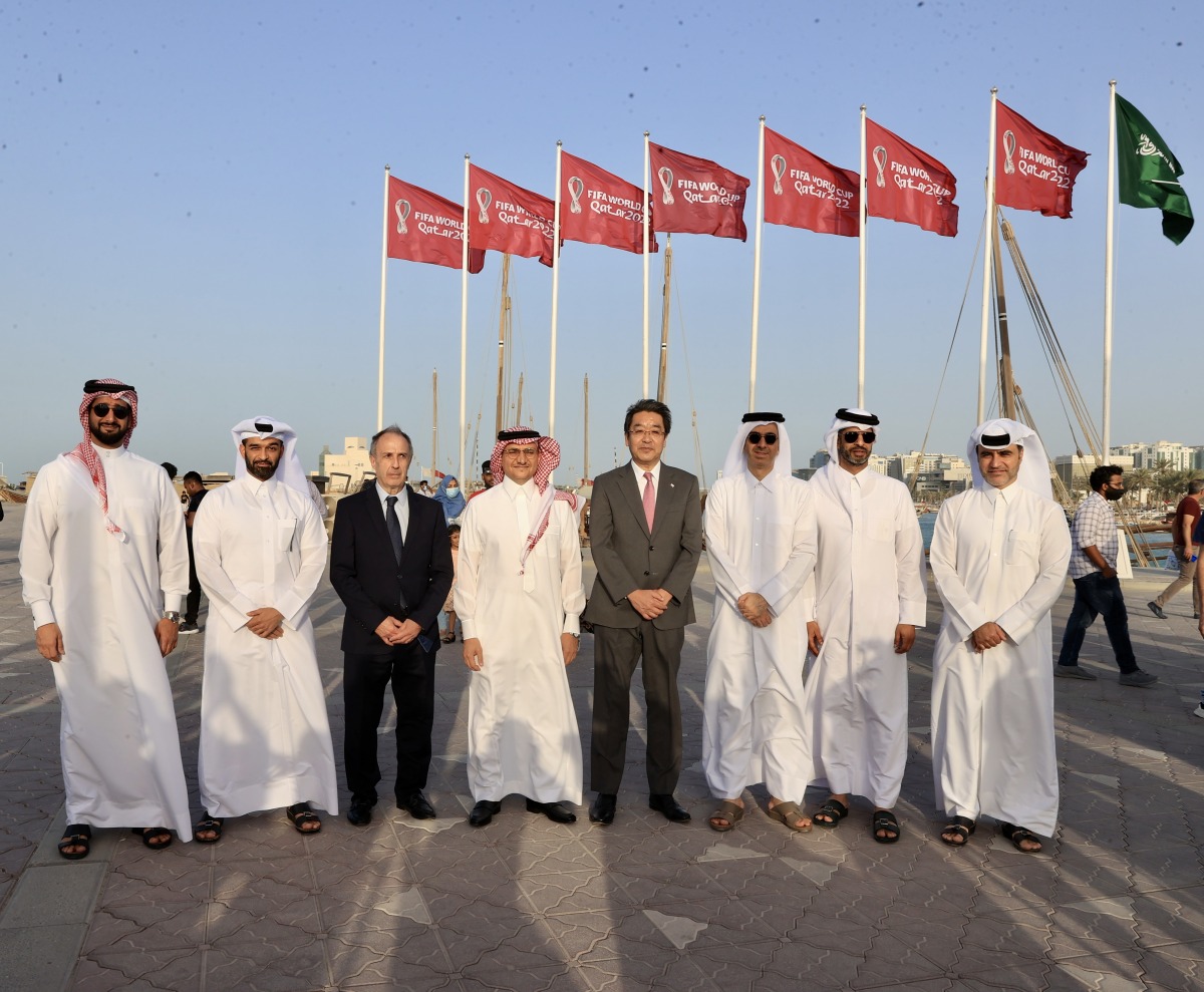 الشرق