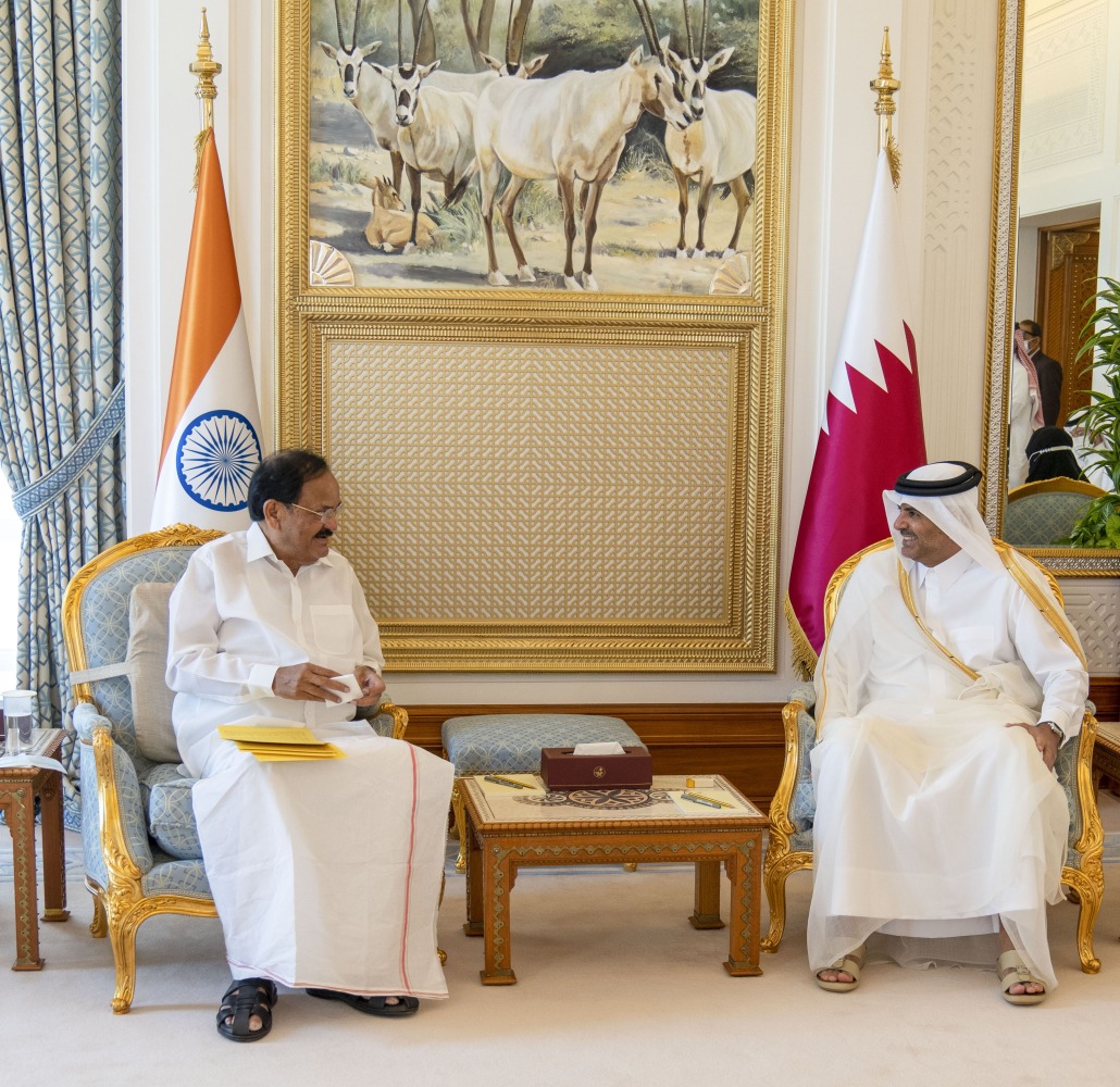 الشرق