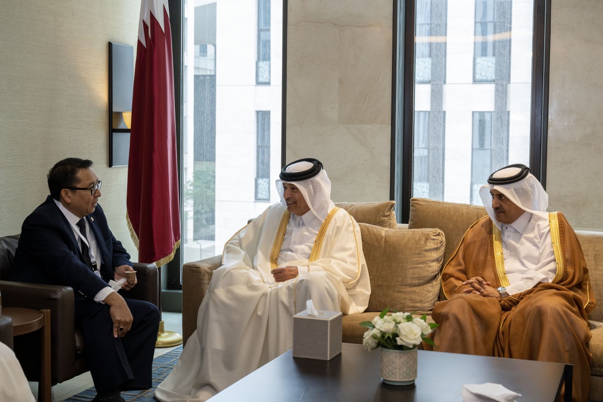 الشرق