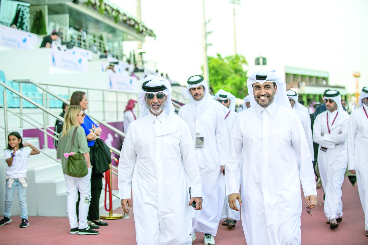 الشرق