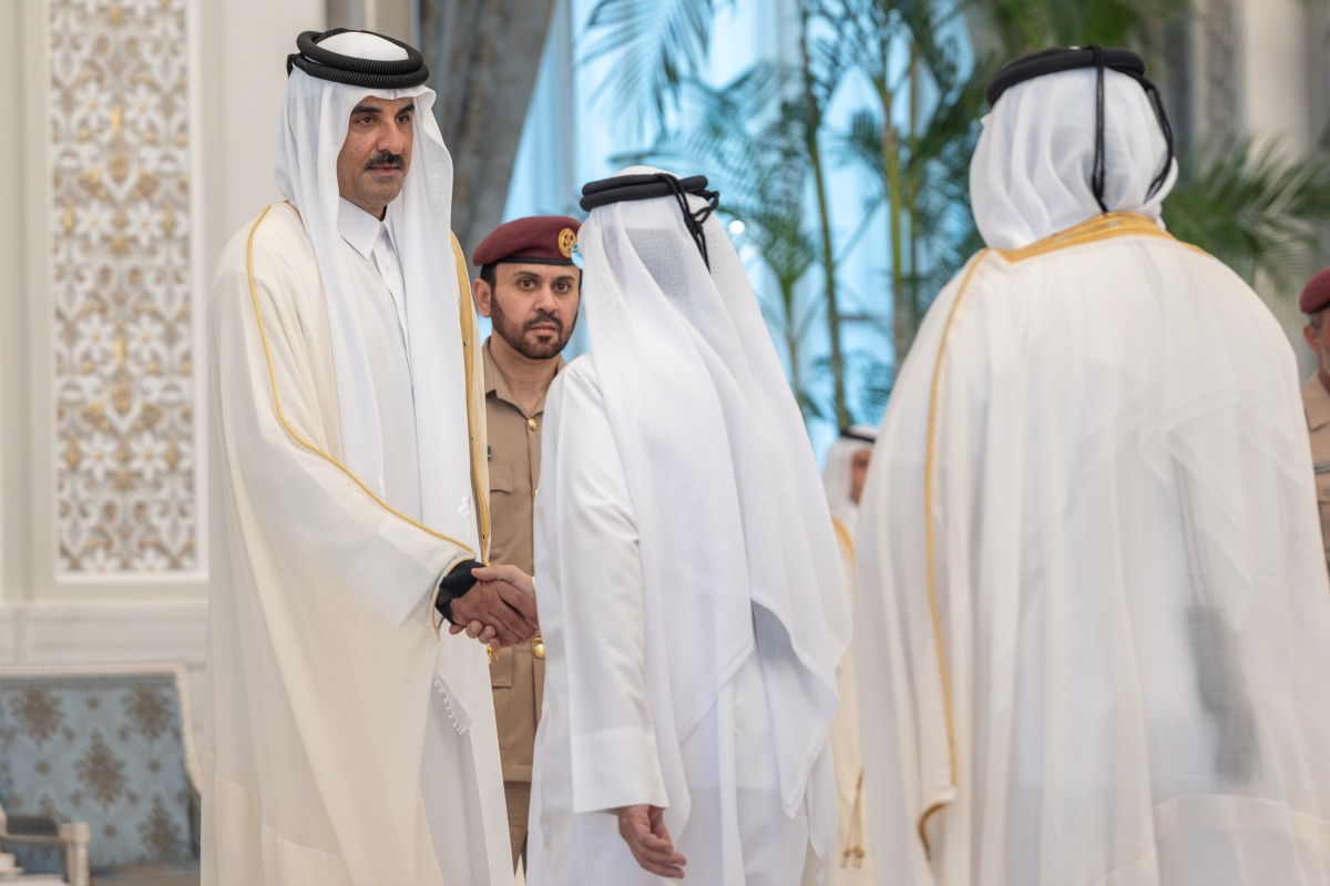 الشرق