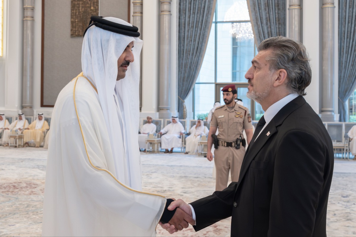 الشرق
