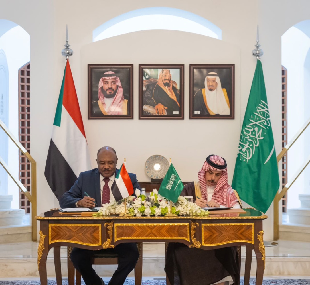 السعودية والسودان يوقعان وثيقة إنشاء مجلس التنسيق المشترك