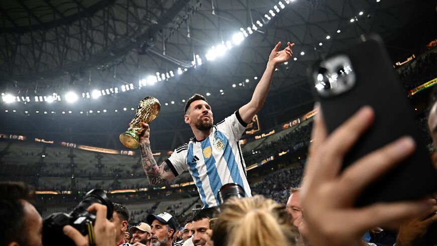 ليونيل ميسي.. مسيرة طويلة وإرث لا ينسى مع منتخب الأرجنتين