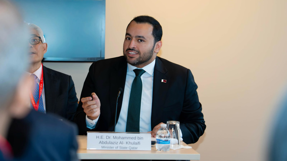 وزير الدولة بوزارة الخارجية يشارك في حدث حول المضائق المستخدمة للملاحة الدولية