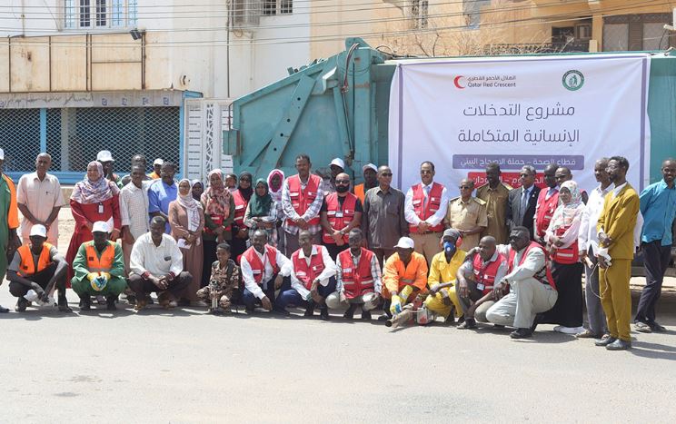 الهلال الأحمر القطري يدشن حملات للإصحاح البيئي في السودان