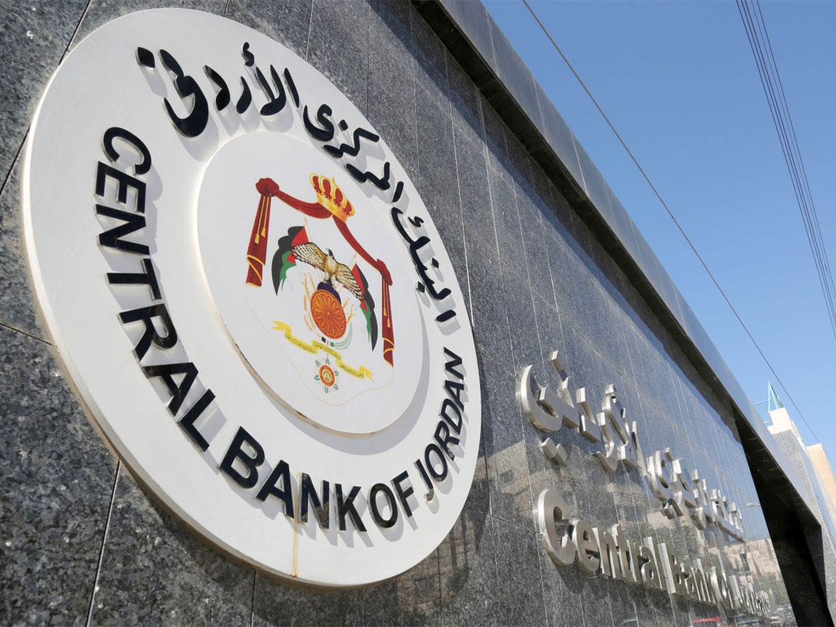 حوالات الأردنيين العاملين في الخارج.. تدفقات متجددة تعزز الاستقرار الاقتصادي