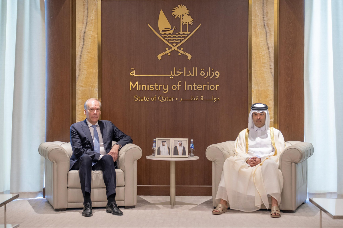 وكيل وزارة الداخلية يجتمع مع وكيل وزارة الخارجية للتجارة الدولية بجمهورية فنلندا