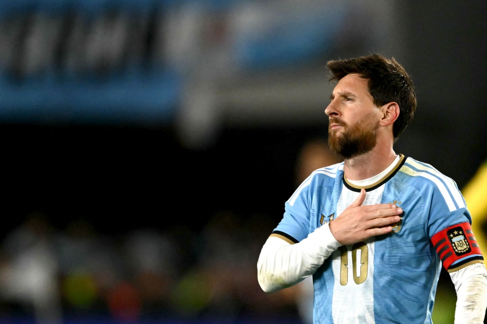 ميسي يودع المنتخب الأرجنتيني في ليلة استثنائية تختزل مسيرة حافلة بالإنجازات