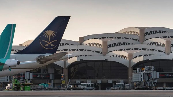 عاجل .. السعودية: وفاة 12 شخصاً وإصابة 309 في الاعتداء على مطار الملك خالد الدولي بالرياض