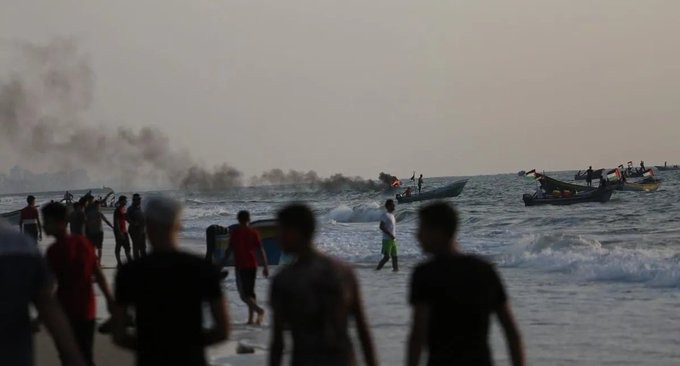 صيادو غزة تحت الإبادة.. الموت يلاحق شباك الرزق ومساحة الصيد 