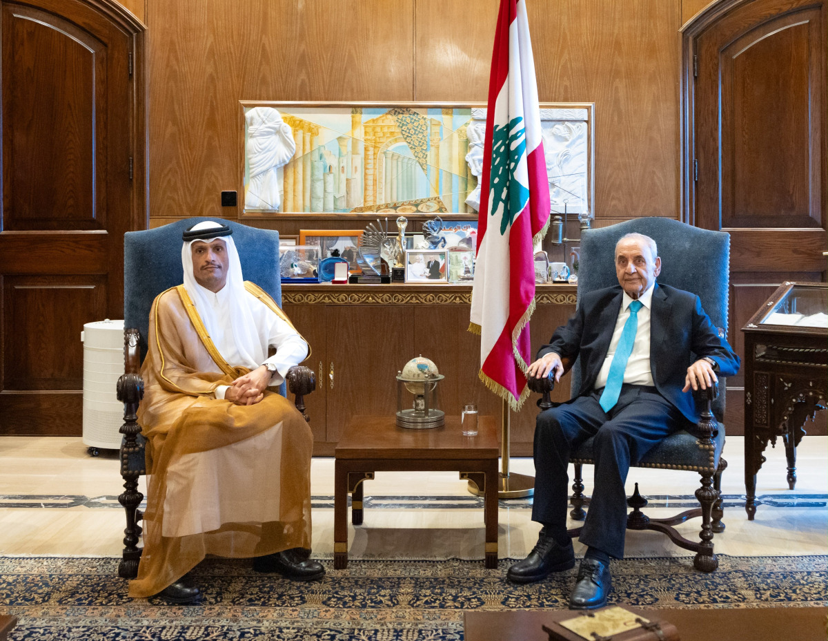  رئيس مجلس الوزراء وزير الخارجية يجتمع مع رئيس مجلس النواب اللبناني