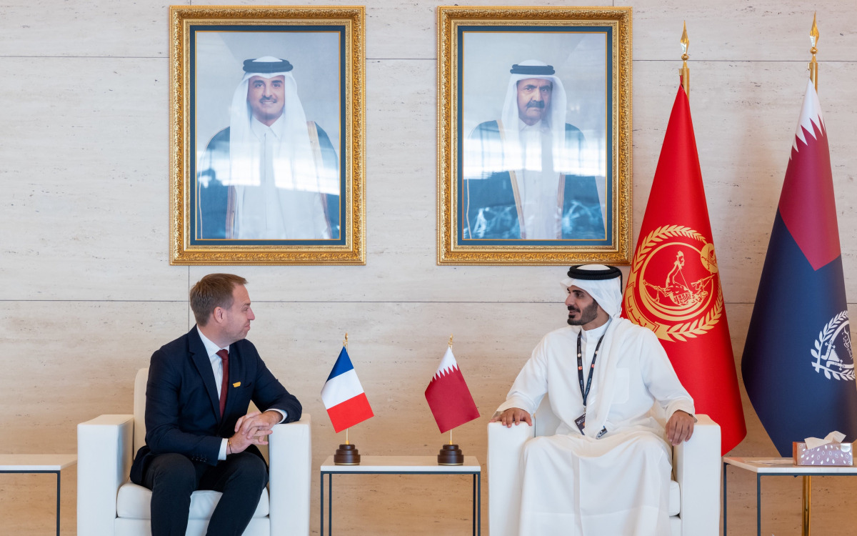 وزير الداخلية يجتمع مع الوزير المنتدب لوزارة الداخلية الفرنسية